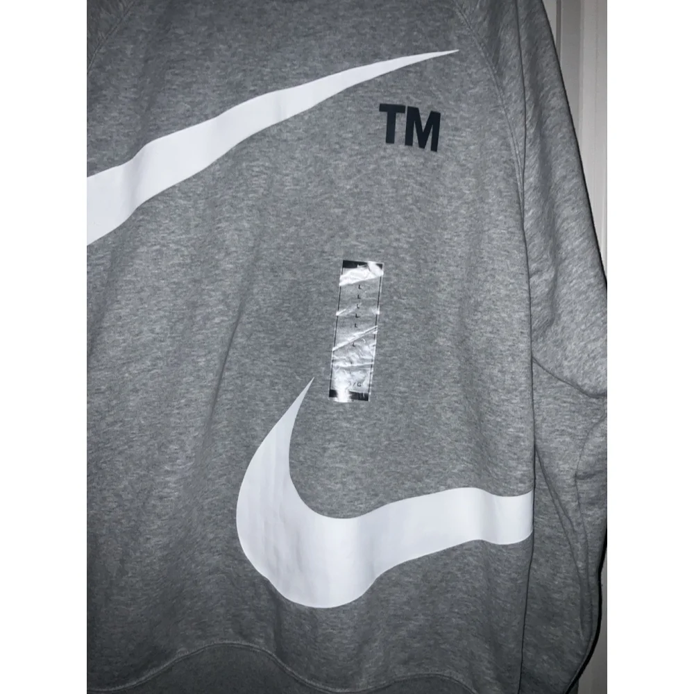 New Nike wrap around swoosh TM logo Crewneck sweatshirt grey DD5993-063 Large